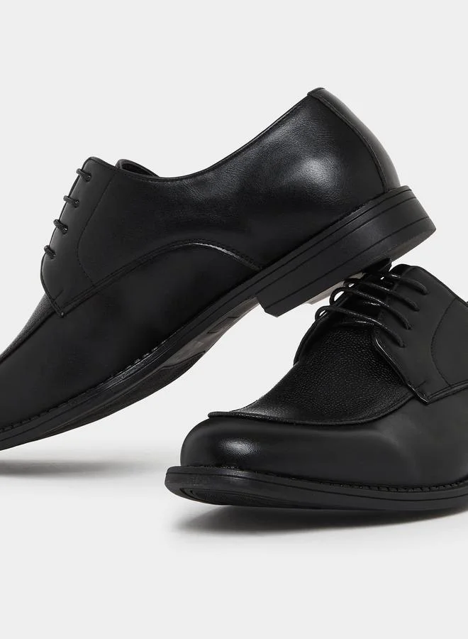 Styli Men Black Leather Formal Shoes
